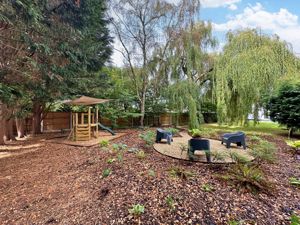 Photo 2- click for photo gallery